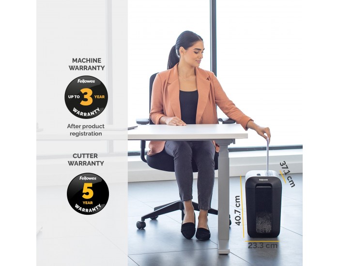 Шредер за унищожаване на документи Fellowes Powershred LX65, P-4, Cross-Cut, черен, обем на коша 22 L, време за почивка 20 мин