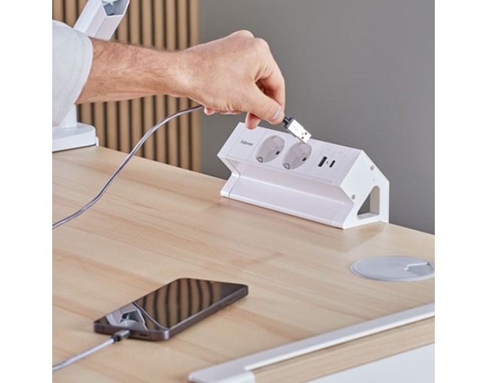 Разклонител Fellowes Ampra Power Desk, шуко, 2 гнезда, 1 USB Type-A, 1 USB Type-C, бял