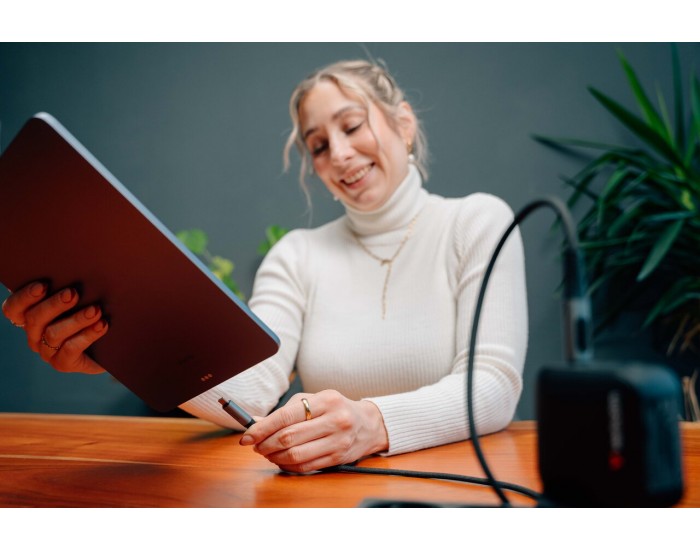 Кабел Verbatim Sync & Charge, USB Type-C към USB Type-C, с дисплей, 100 W, 120 cm