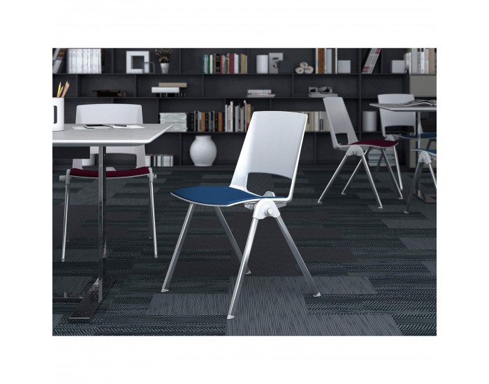 Посетителски стол RFG Sweet Chrome White, дамаска и полипропилен, до 120 kg, син, 4 броя в комплект