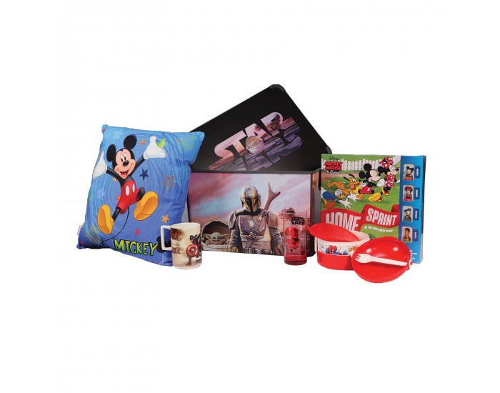 Disney Комплект The Mandalorian, кутия за съхранение 20 L, възглавница Mickey, кутия за храна Mickey, настолна игра, стъклена и порцеланова чаша