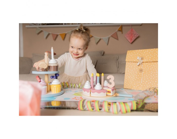 Small Foot Торта за рязане, с цифри и свещи