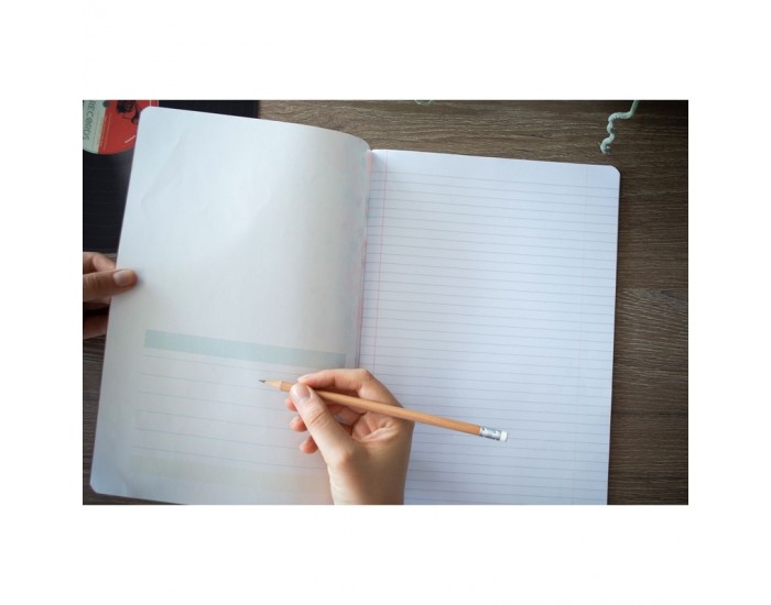 Gipta Light weight paper Тетрадка А4, олекотена, кремава, широки редове, PP корица, 60 листа Gipta Light weight paper Тетрадка А4, олекотена, кремава, широки редове, PP корица, 60 листа