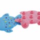 Подложка за баня DKD Home Decor 13 x 1 x 10,5 cm Син Розов Детски PVC Риба (2 броя) Подложка за баня DKD Home Decor 13 x 1 x 10,5 cm Син Розов Детски PVC Риба (2 броя)