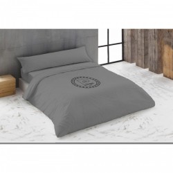 Комплект покривка за завивка Hosteline LOGO Сив 135 легло 220 x 230 cm 3 Части Комплект покривка за завивка Hosteline LOGO Сив 135 легло 220 x 230 cm 3 Части - Спално бельо