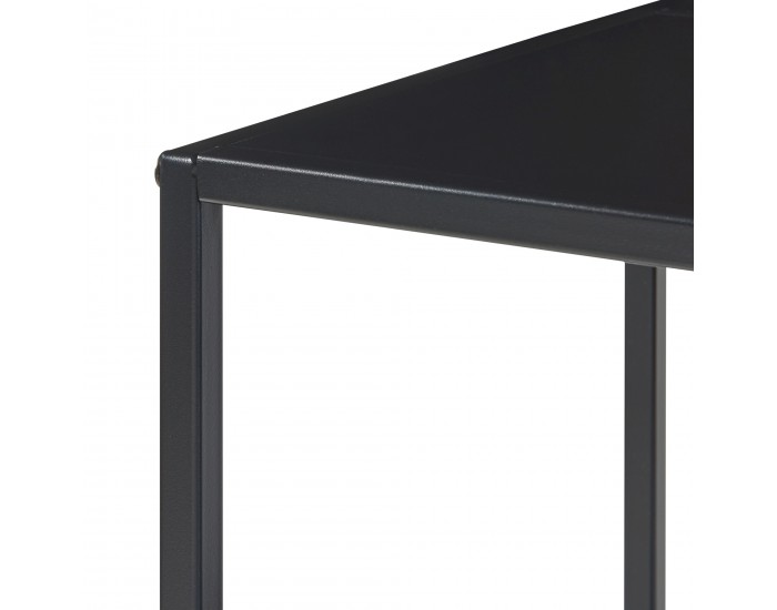 Библиотека Reisjärvi Черна, мат []