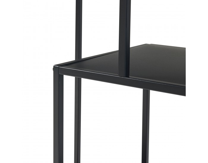 Библиотека Reisjärvi Черна, мат []