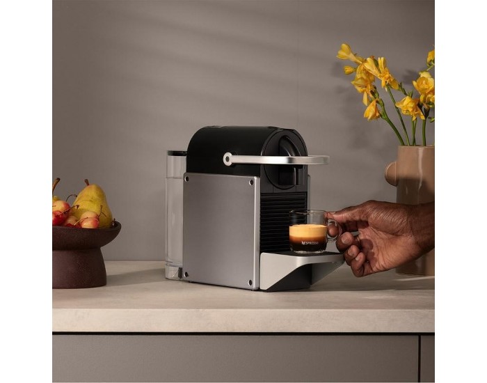 Кафемашина с капсули NESPRESSO Pixie Titan