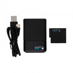 Зарядно устройство GoPro DUAL + БАТЕРИЯ HERO 5/6 AADBD-001-EU - Разклонители, Зарядни и Кабели