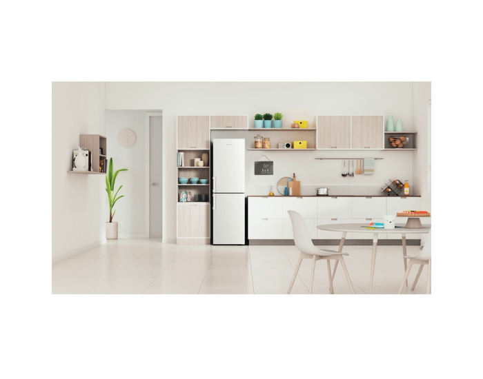 Хладилник с фризер Indesit IB55 732 W , 287 l, E , Бял , Статична