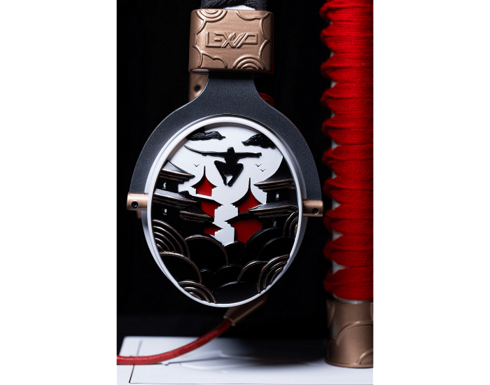 Слушалки с микрофон Lexip Assassin's Creed - Shadows HEADSET