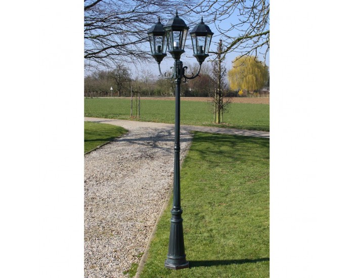 Градинска лампа 